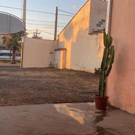 Pousada Girassol Olímpia Exterior foto